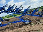 Сельхозтехника,  Почвообрабатывающая техника Плуги, цена 2 100 000 рублей, Фото